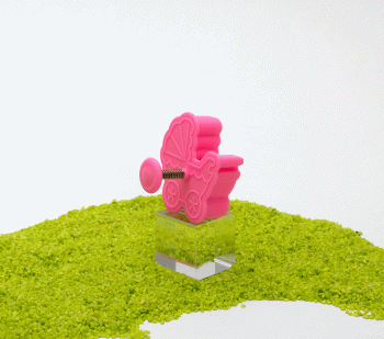 Ausstecher aus Kunststoff zum Prägen Kinderwagen rosa 5cm