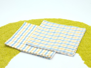 Set aus Schaf Funny Sheep lila und Servietten Picknick dotter-himmelblaukariert