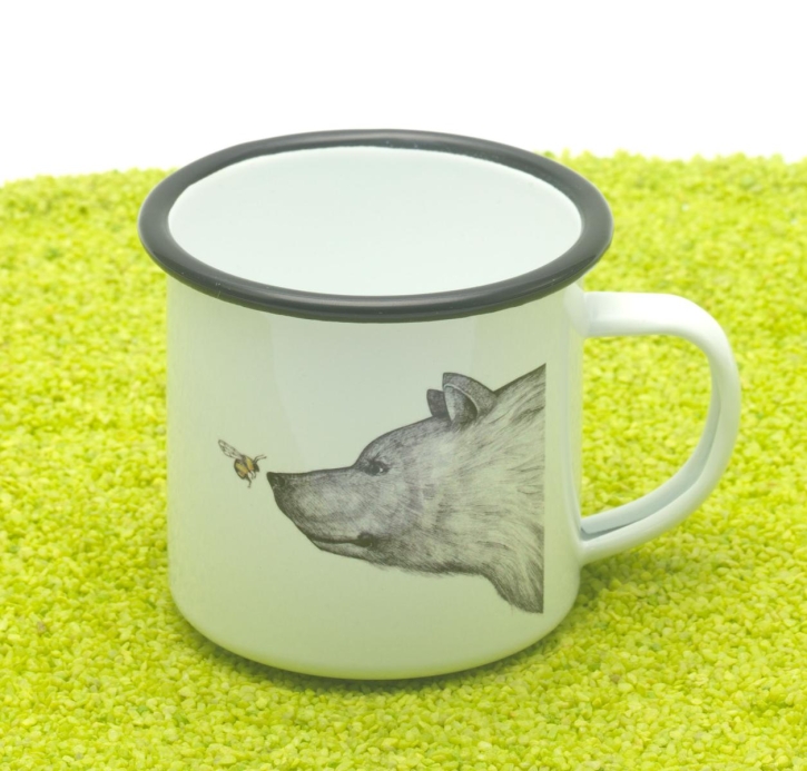 Tasse aus Emaille Die Begegnung (Bär, Biene) 300ml